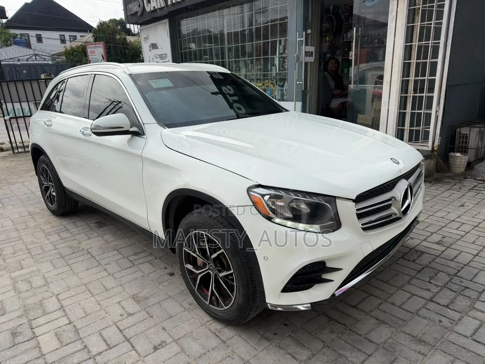 Mercedes-Benz GLC-Class 2019 White