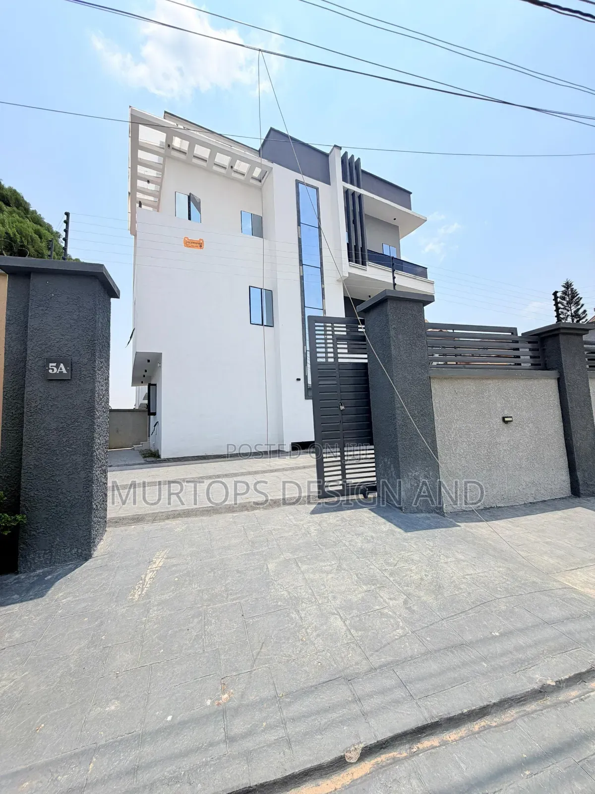 4bdrm Duplex in GRA Phase 1 for sale
