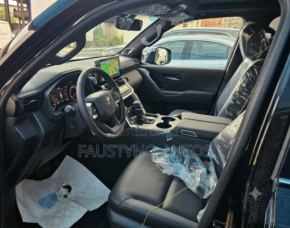 New Toyota Land Cruiser 2026 Black