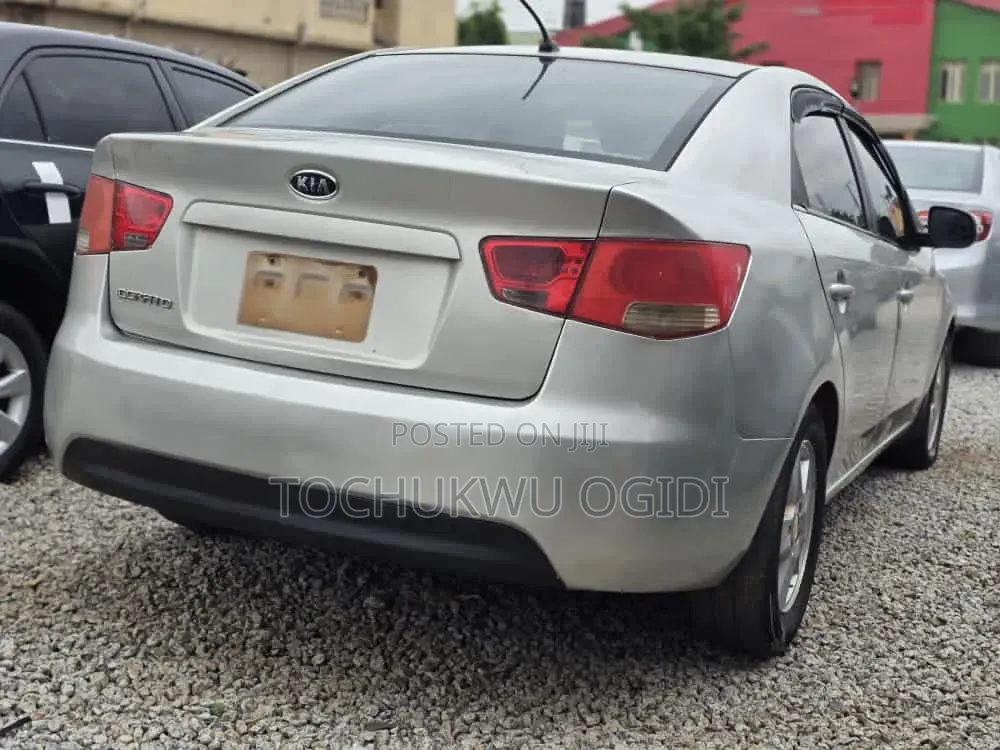 Kia Sorento 2011 Silver