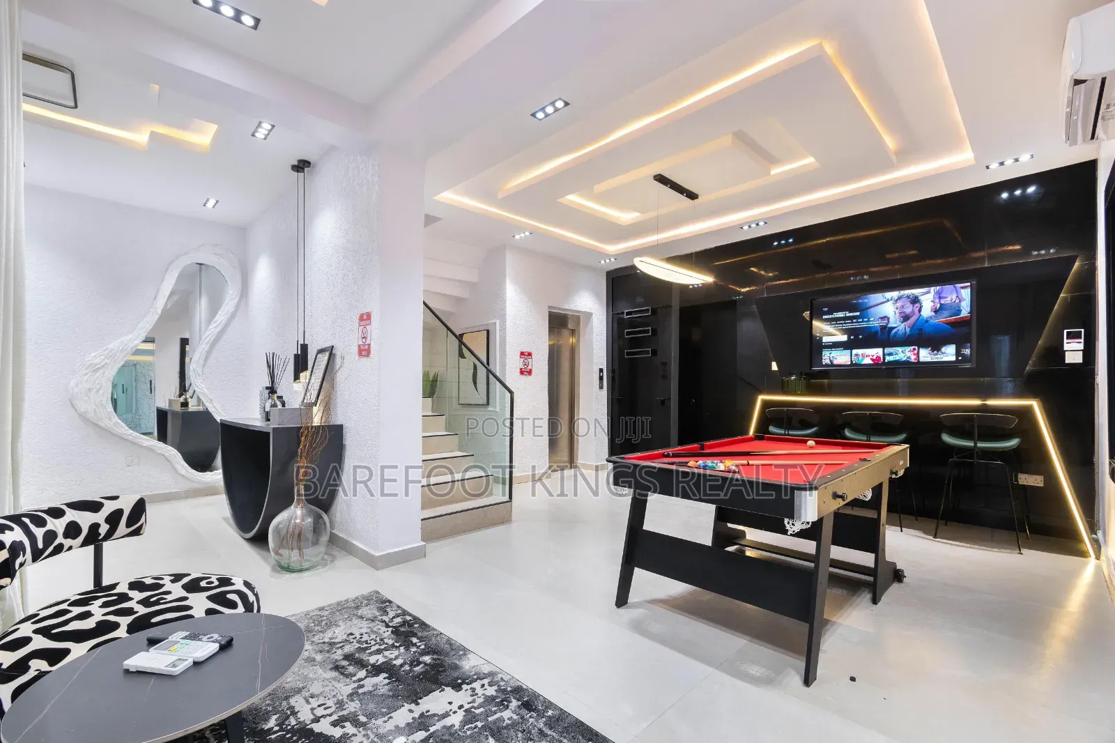 Luxury 5Bedroom Apartment