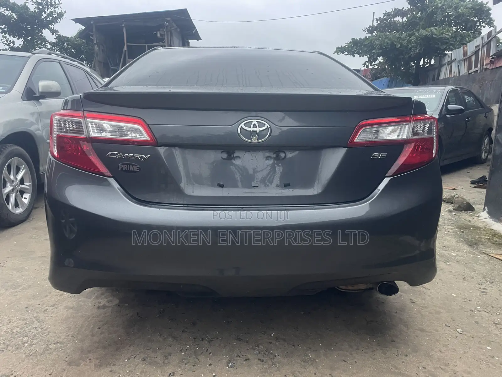 Toyota Camry SE 4dr Sedan (2.5L 4cyl 6A) 2013 Gray
