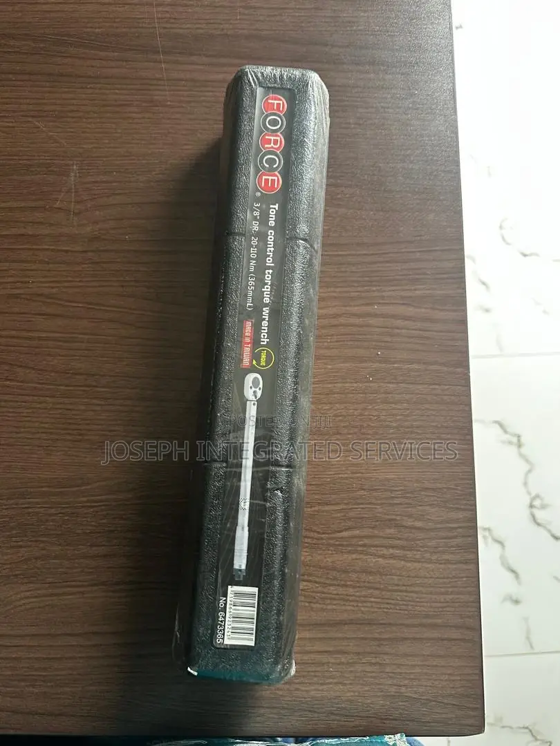 Force Brand Torque Wrench With a 3/8" Drive.