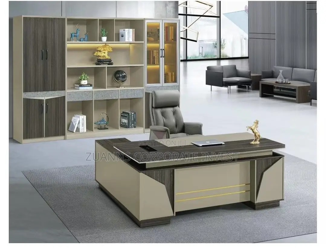 Classic Triamine Plate Series Executive Desk