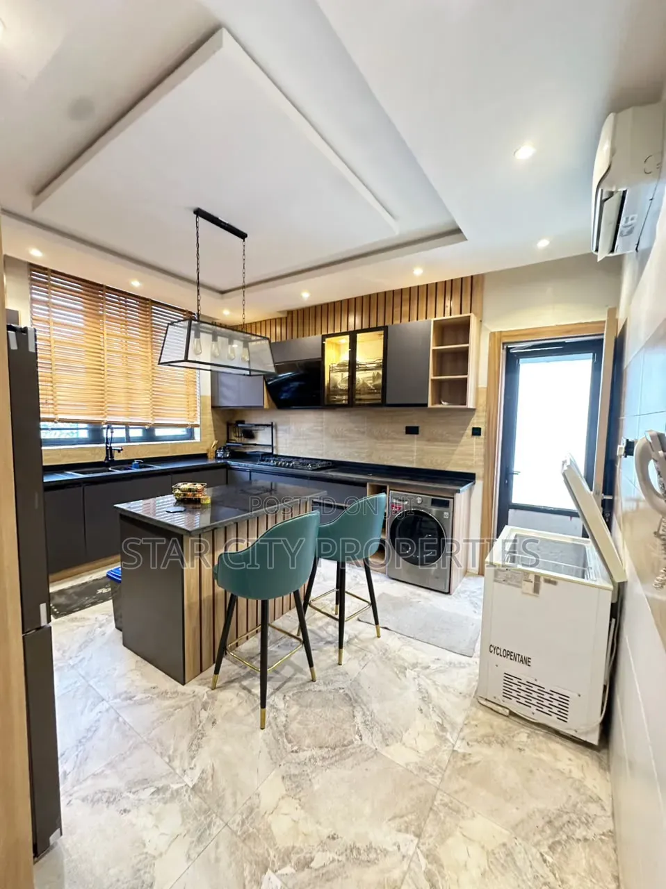 5bdrm Duplex in Idado Lekki Lagos for rent