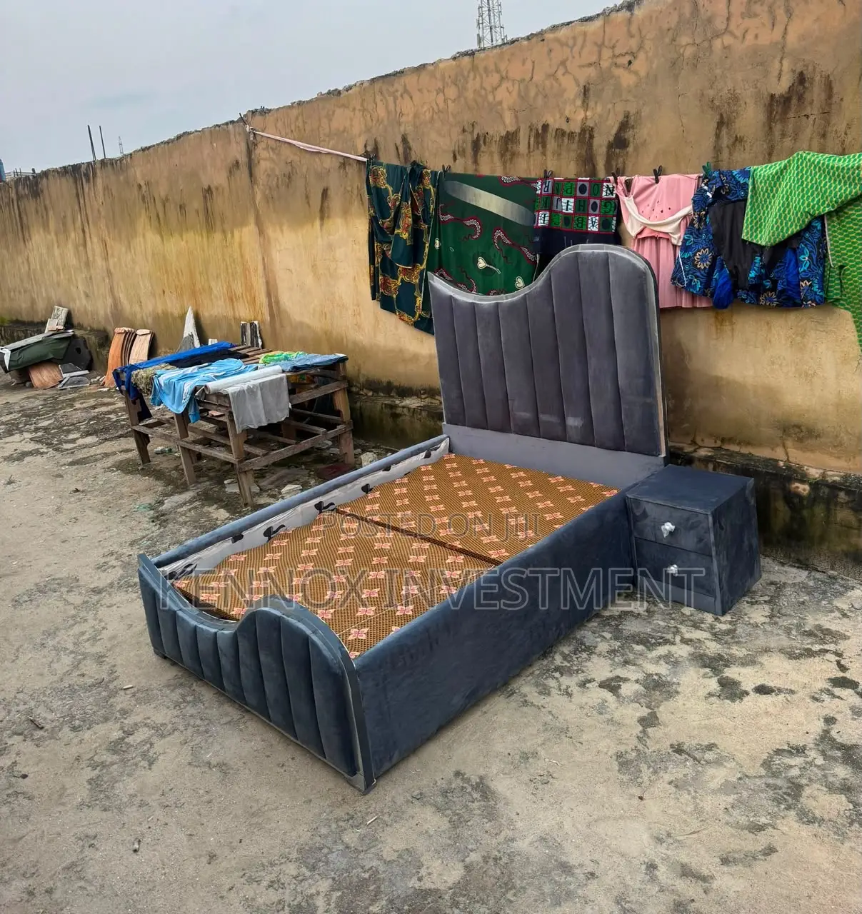 4.5 by 6 Quality Padded Bedframe With 1 Bedside