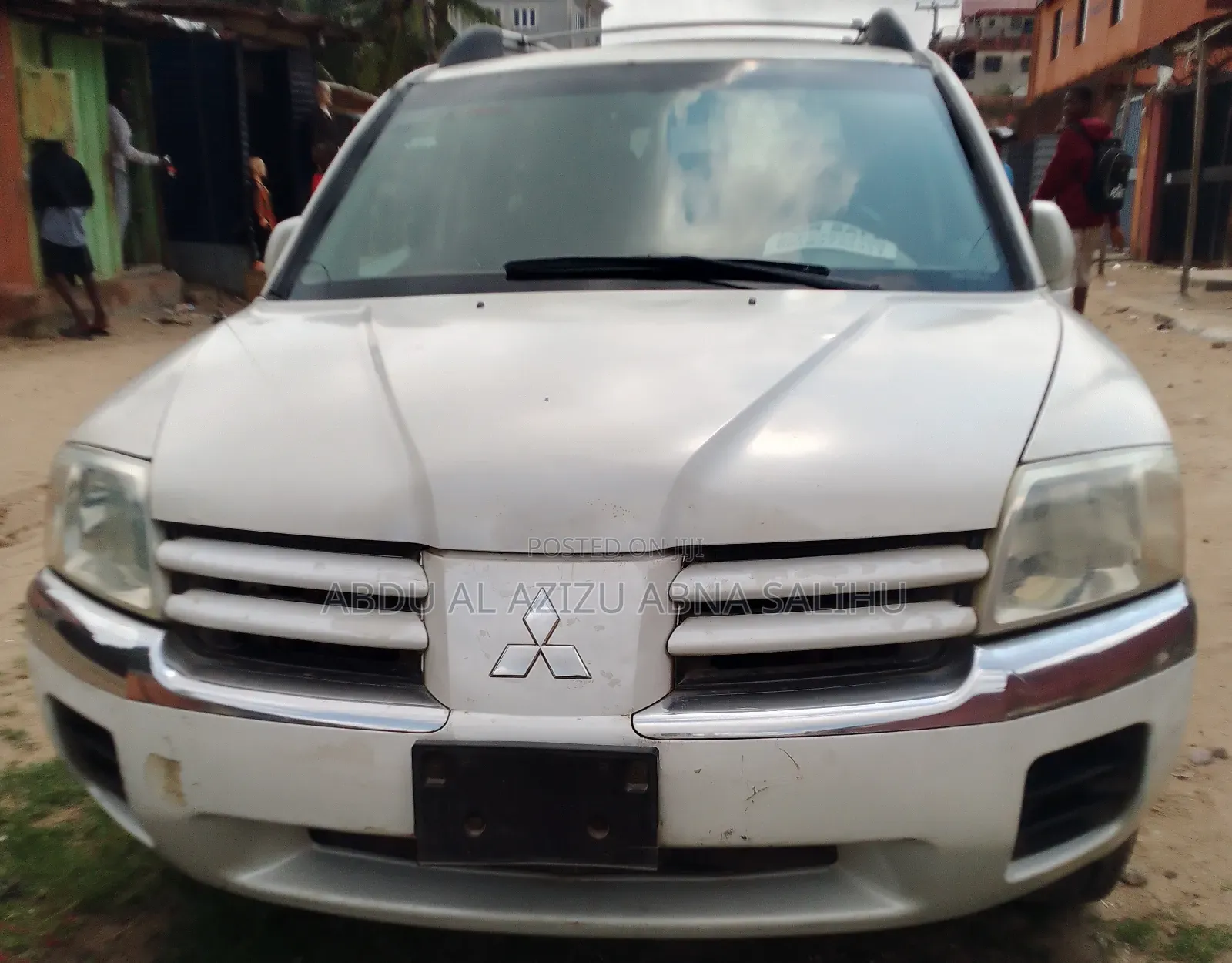 Mitsubishi Endeavor 2005 White
