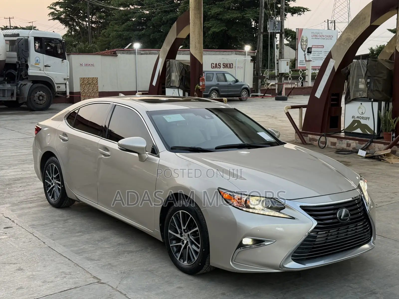 Lexus ES 350 FWD 2016 Gold
