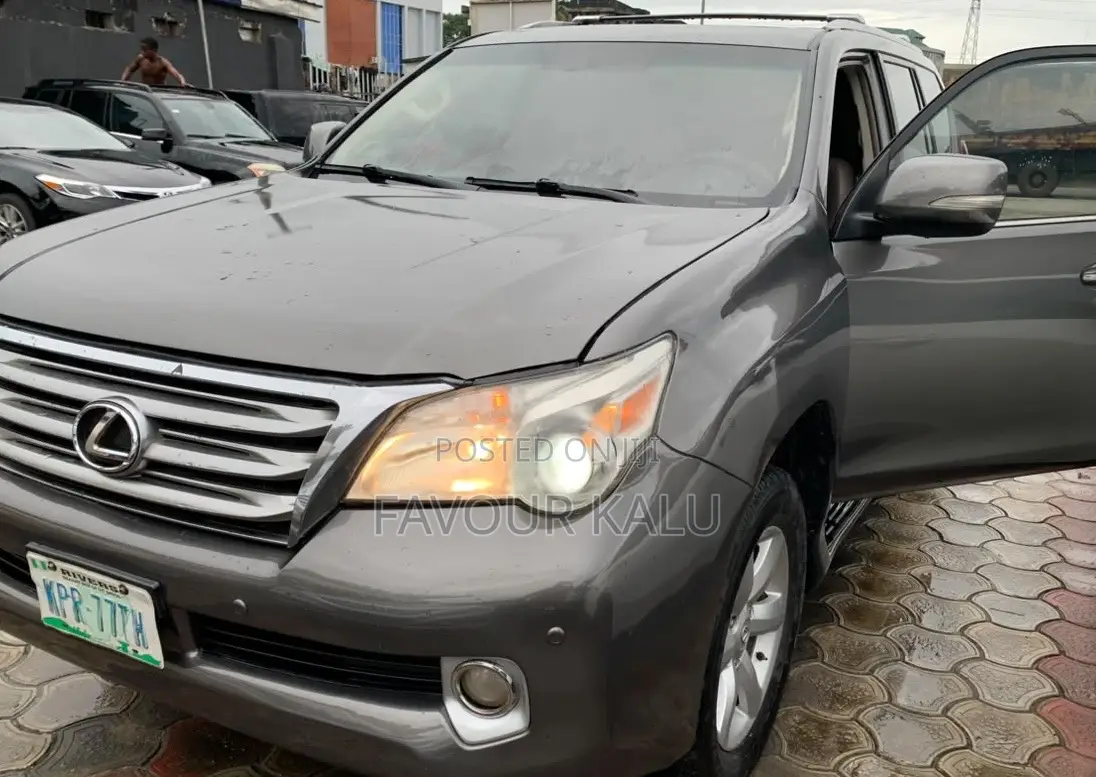 Lexus GX 2012 Gray