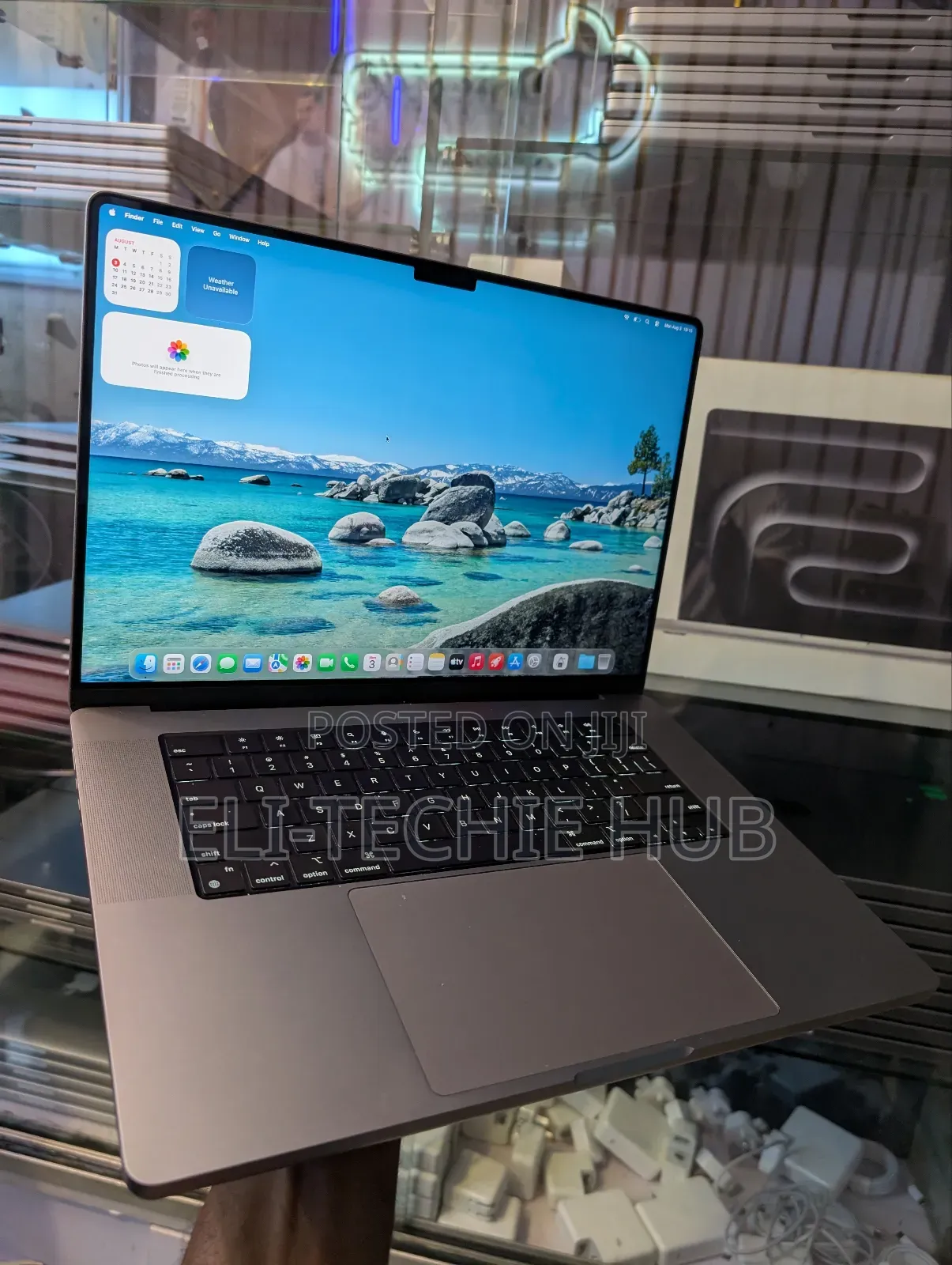 Laptop Apple MacBook Pro 2021 M1 32GB Apple M1 Pro SSD 512GB