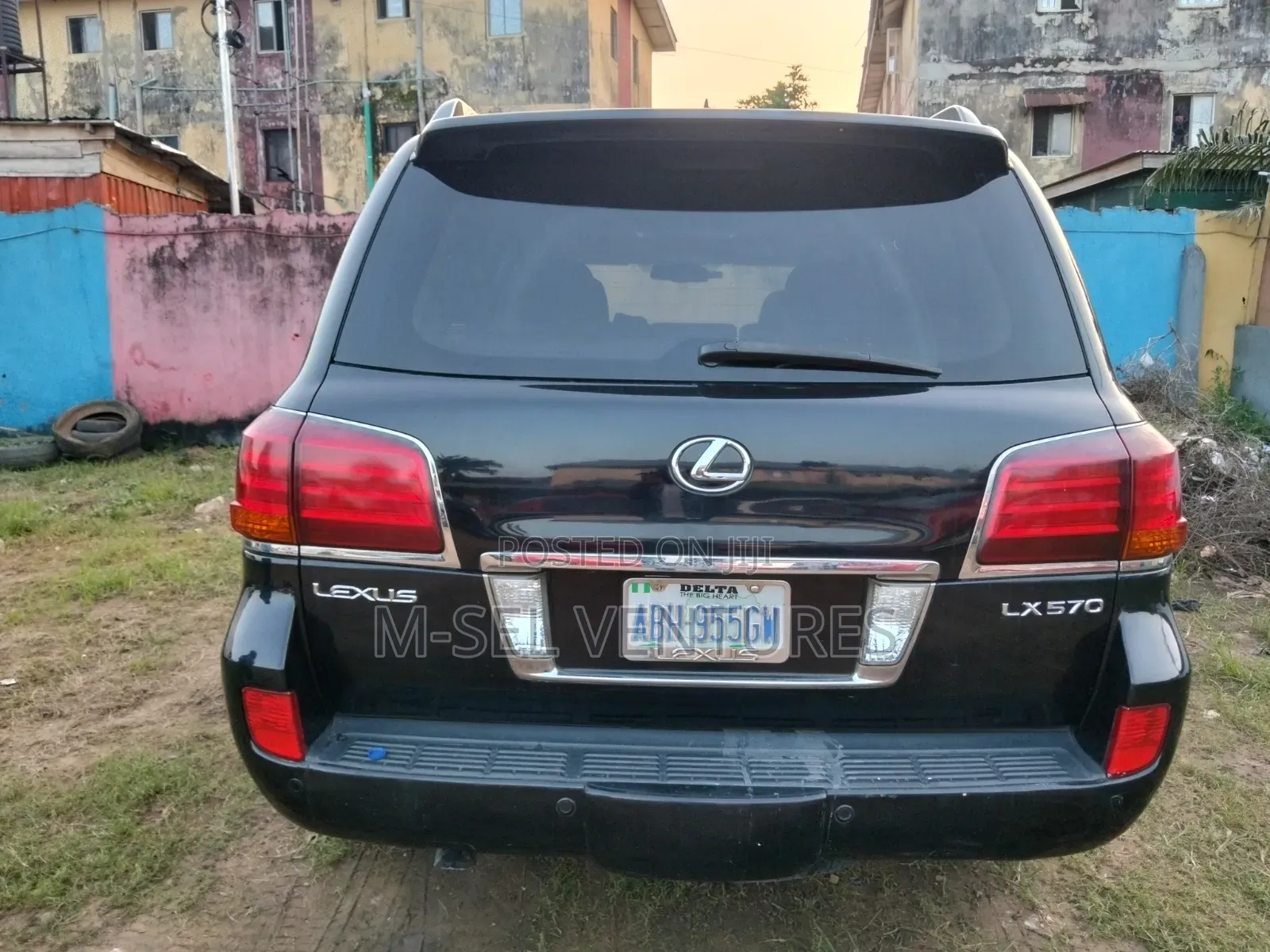Lexus LX 570 2011 Black