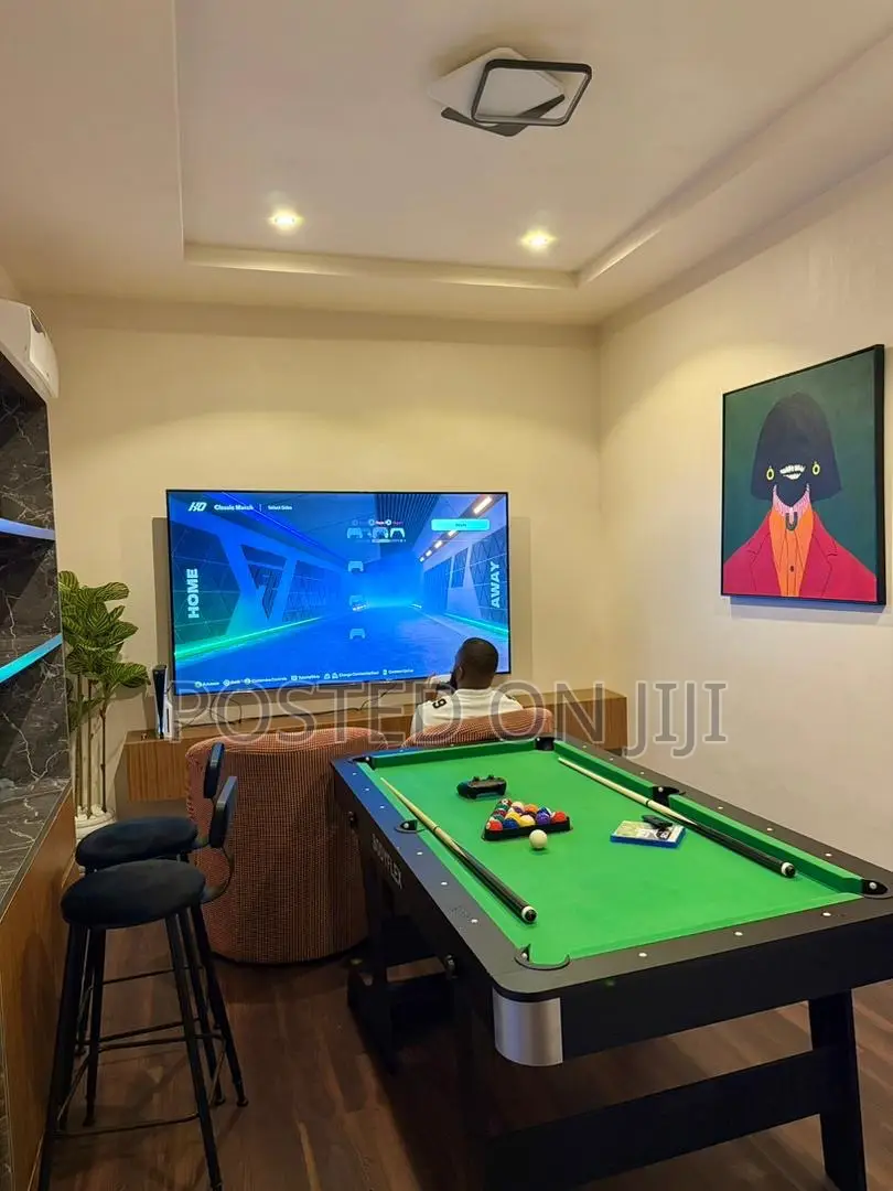 Luxury 4 Bed Shortlet in Guzape Abuja