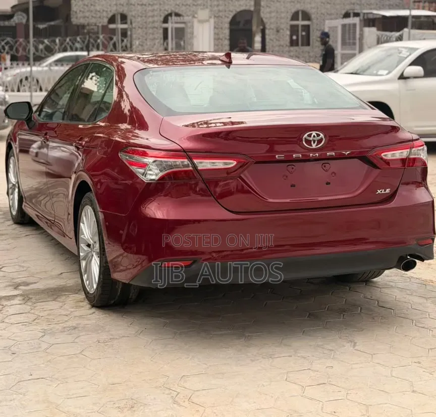 Toyota Camry 2021 Red