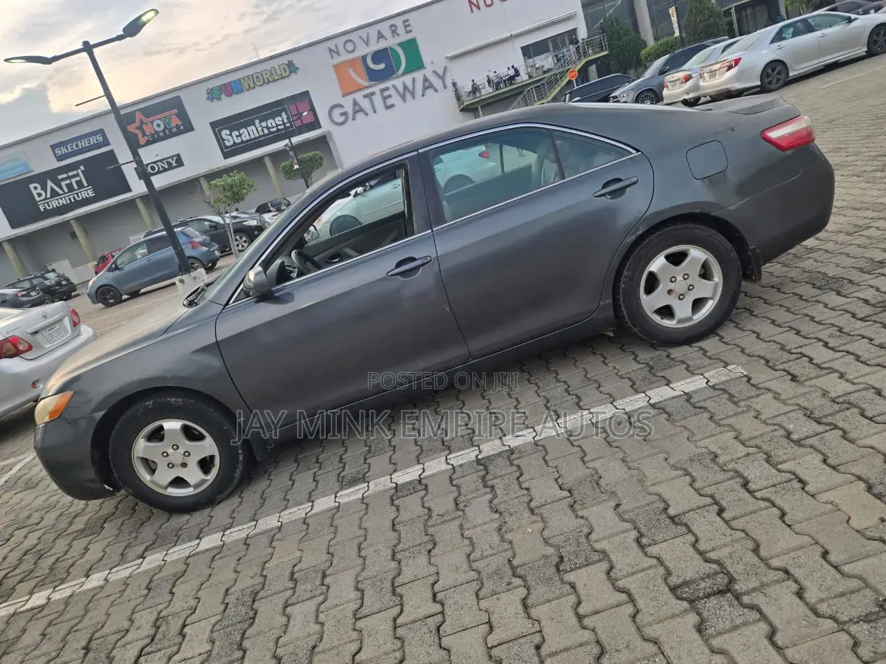 Toyota Camry 2008 Gray