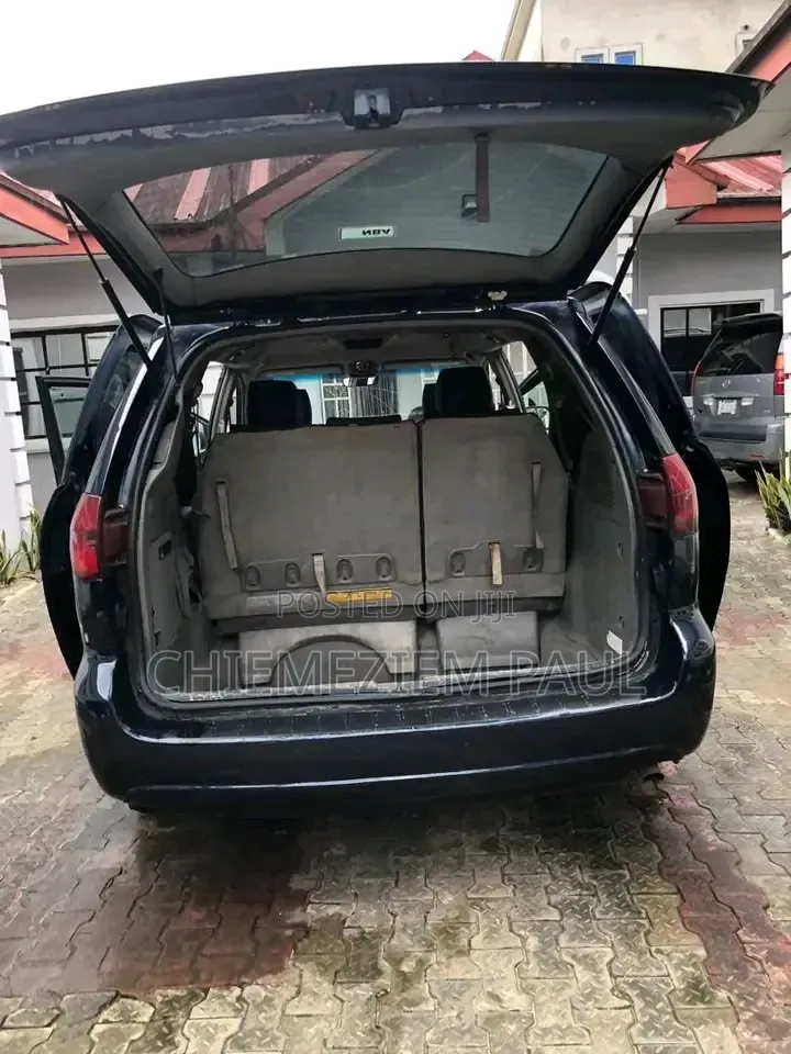Toyota Sienna 2005 Gray