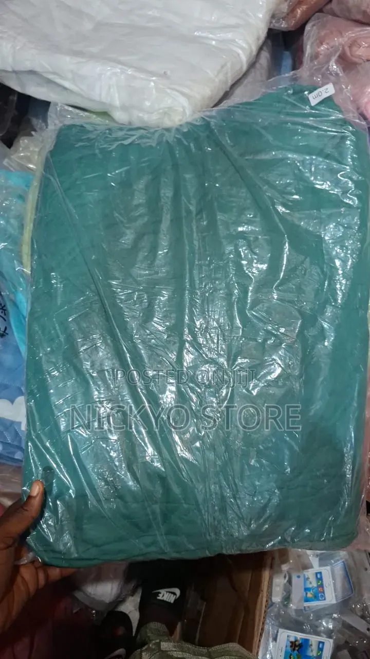 6by7 Waterproof Quilted Mattress Protector – Premium Bed Cover