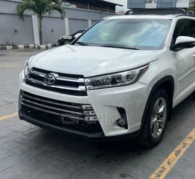 Toyota Highlander 2016 Off white