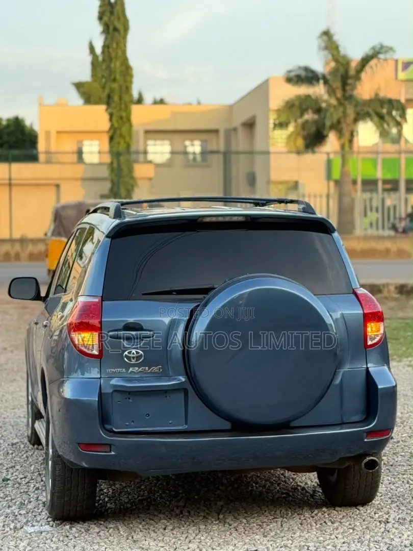 Toyota RAV4 2007 Blue