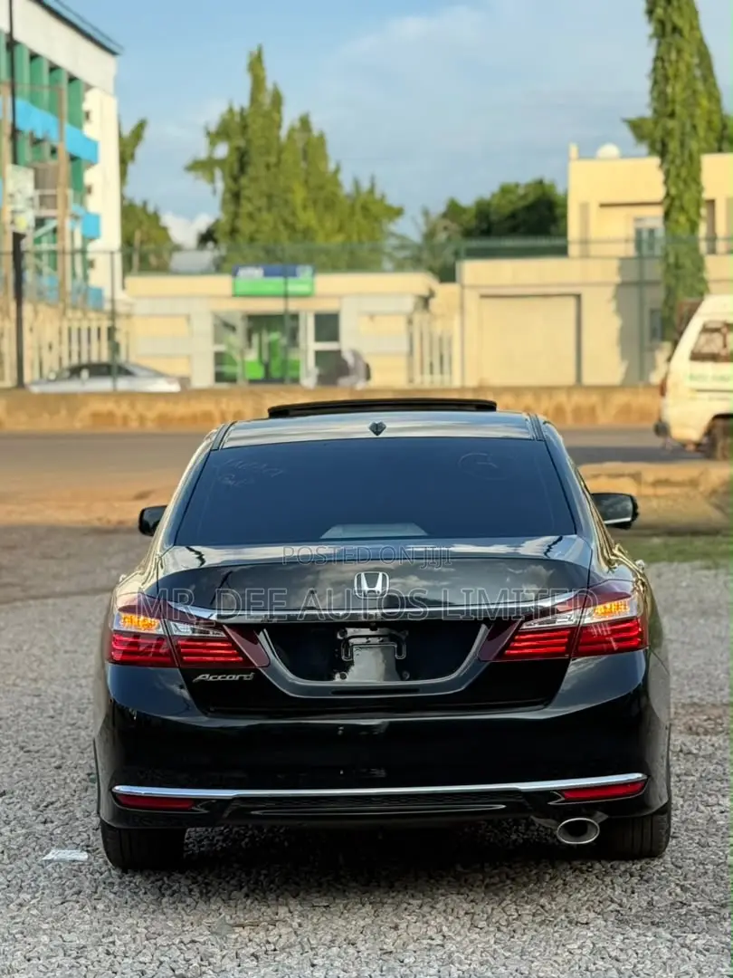 Honda Accord EX-L 4dr Sedan FWD (2.4L 4cyl 2A) 2017 Gray