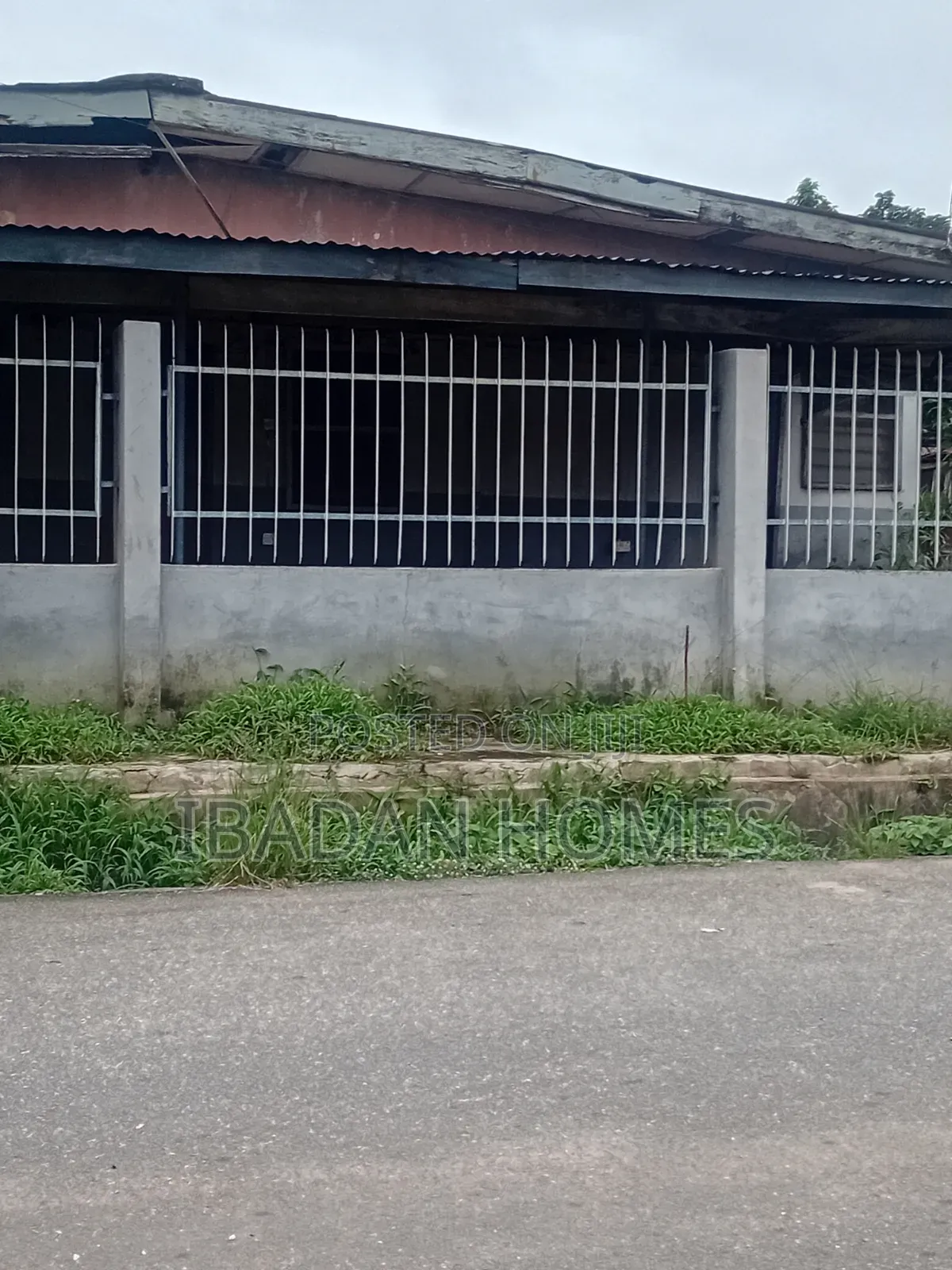 4bdrm House in Ondo Street Bodija, Ibadan for sale