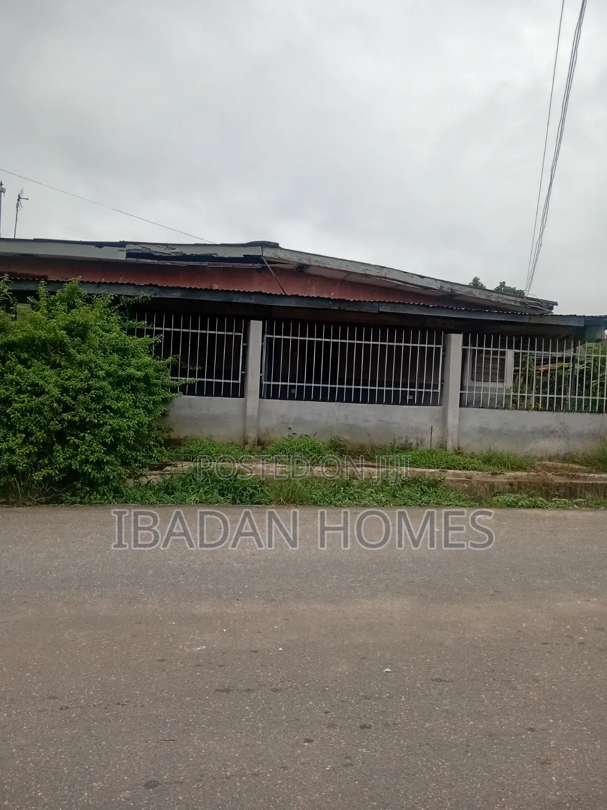 4bdrm House in Ondo Street Bodija, Ibadan for sale