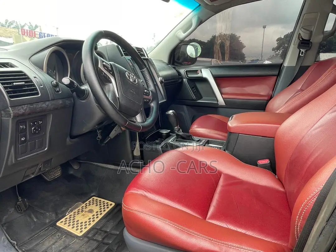 Toyota Land Cruiser Prado 2014 Black