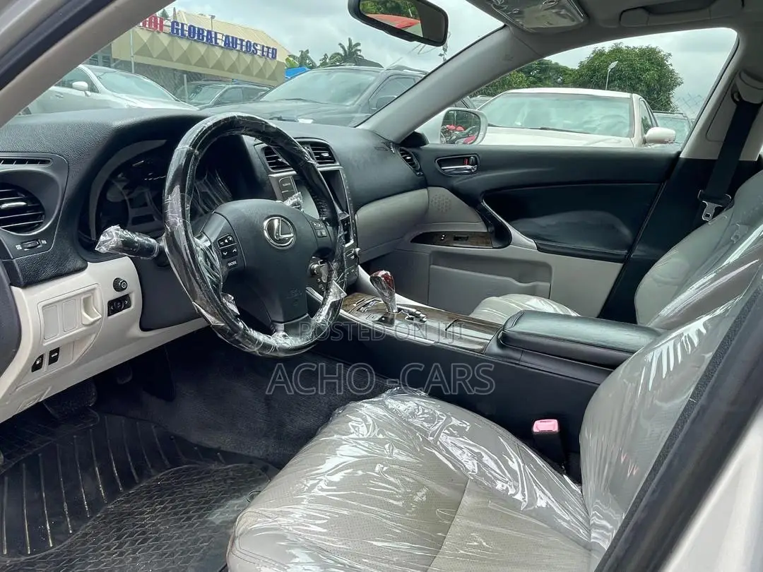 Lexus IS 2009 Silver