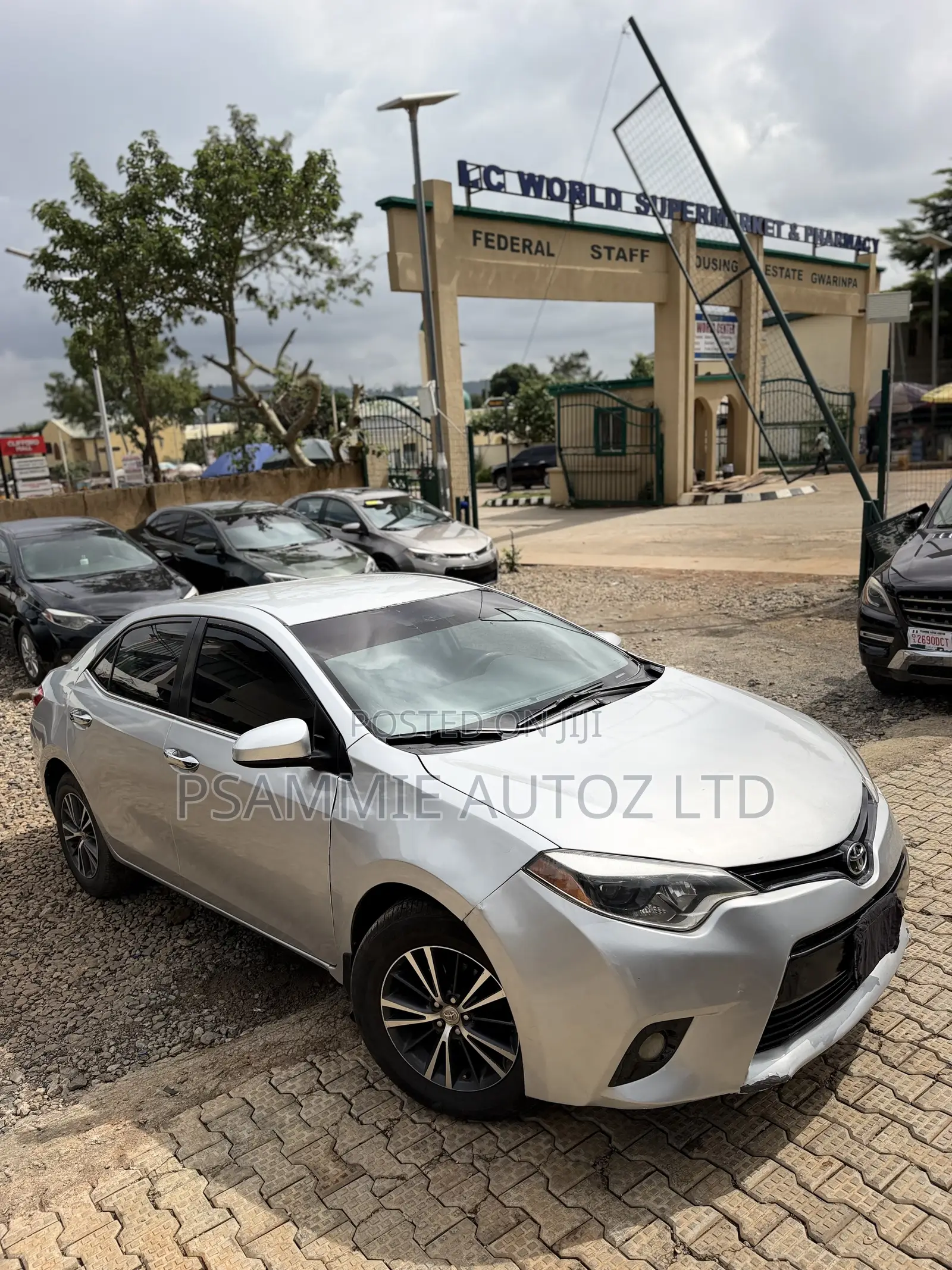 Toyota Corolla 2016 Silver