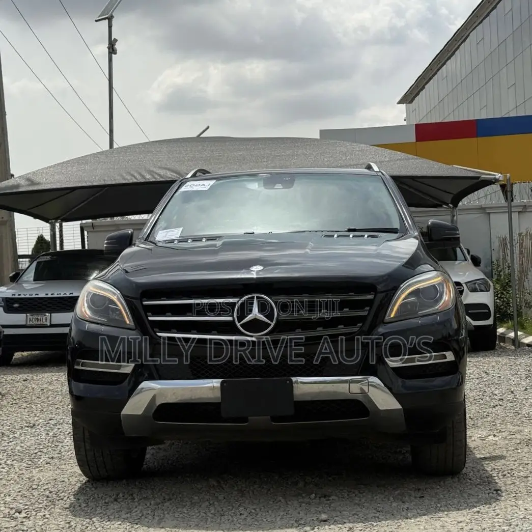 Mercedes-Benz M Class ML350 4MATIC 4dr SUV AWD (3.5L 6cyl 7A) 2015