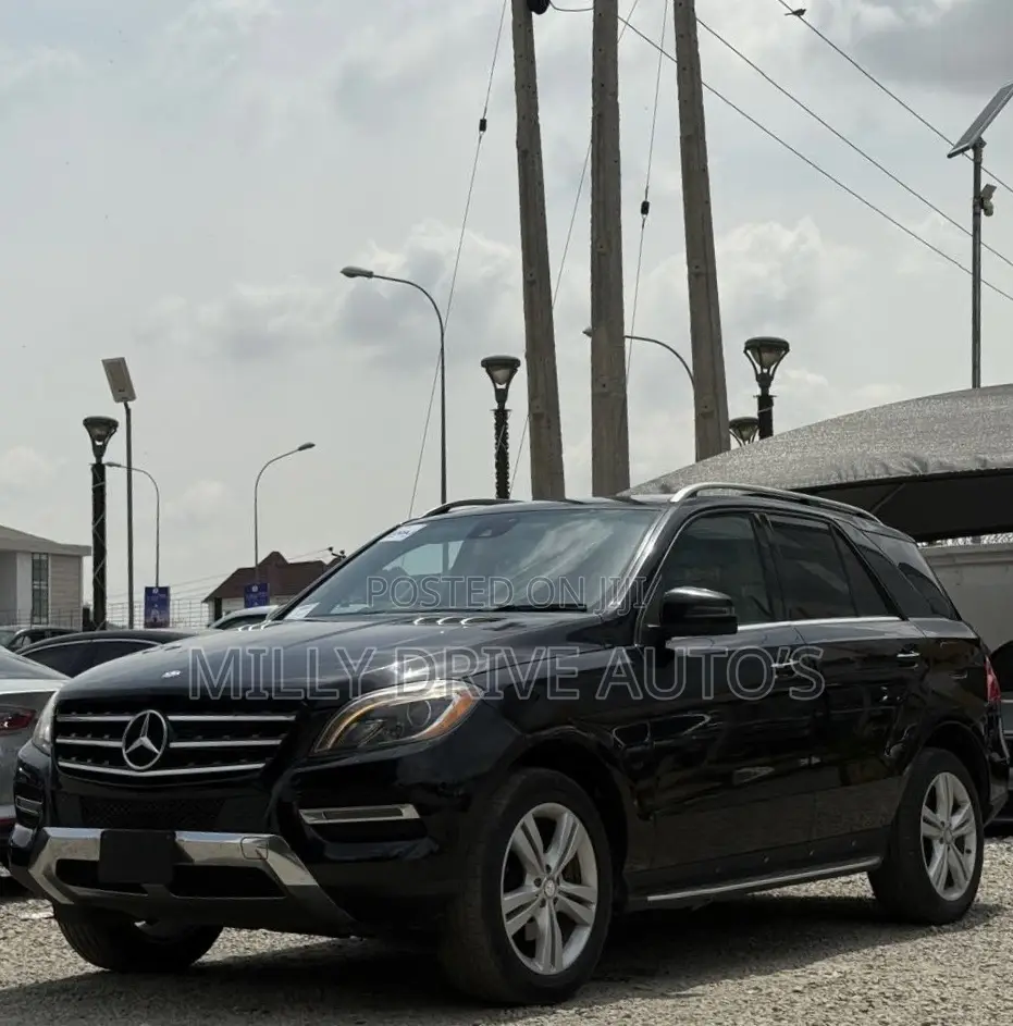 Mercedes-Benz M Class ML350 4MATIC 4dr SUV AWD (3.5L 6cyl 7A) 2015
