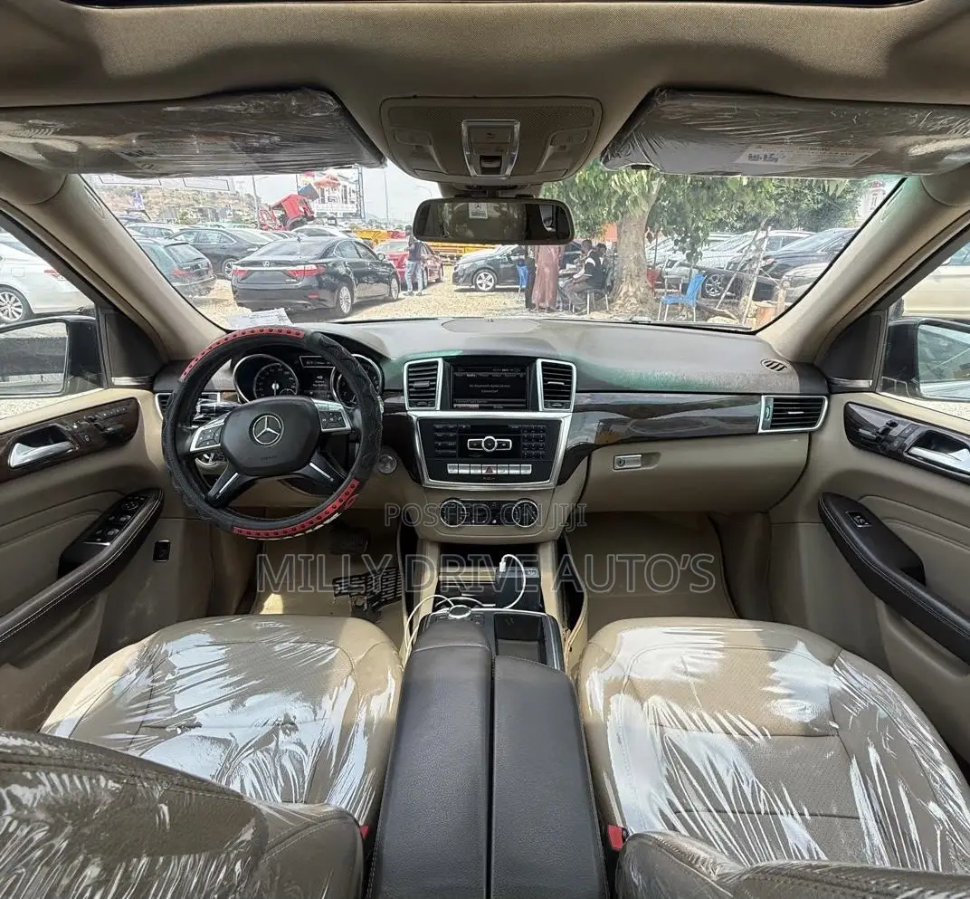 Mercedes-Benz M Class ML350 4MATIC 4dr SUV AWD (3.5L 6cyl 7A) 2015
