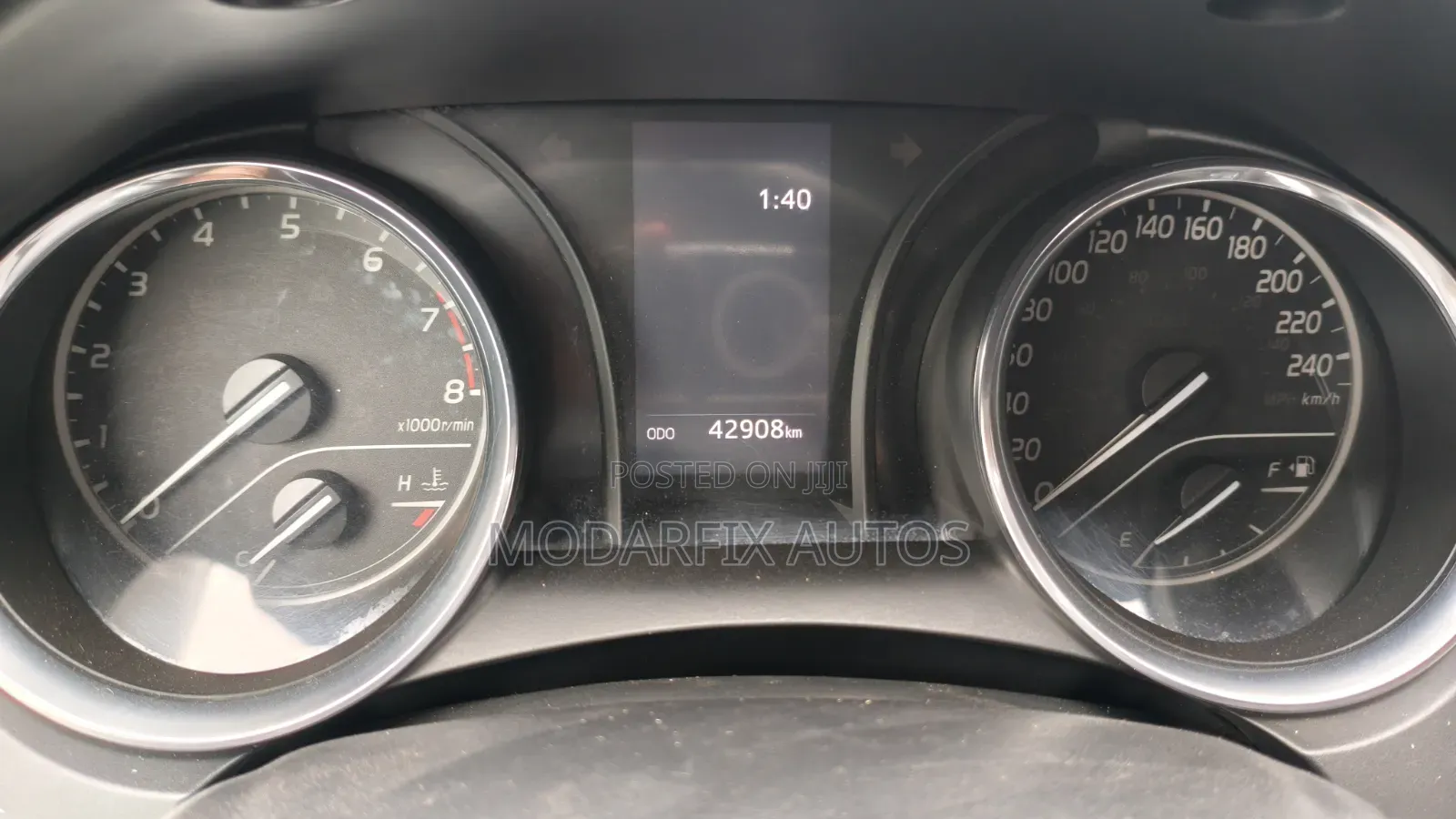 Toyota Camry SE (2.5L 4cyl 8A) 2019 Black