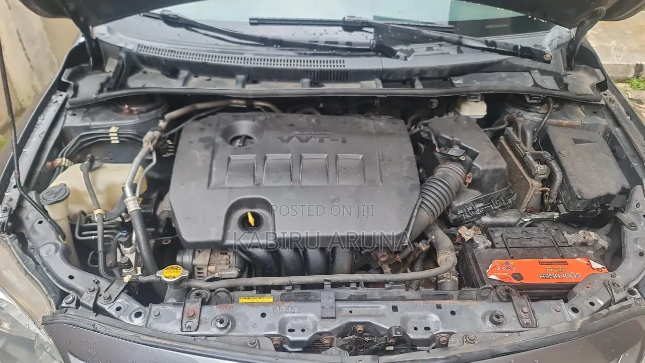 Toyota Corolla 2013 Gray