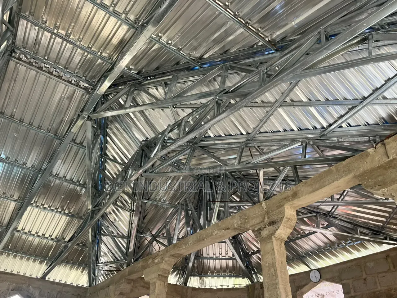 Steel Roof Carcass Fabrication / Aluminium Installation