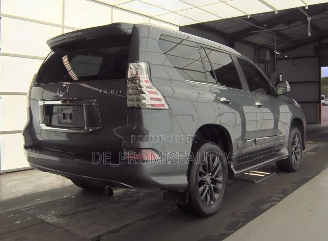 Lexus GX 2016 Gray