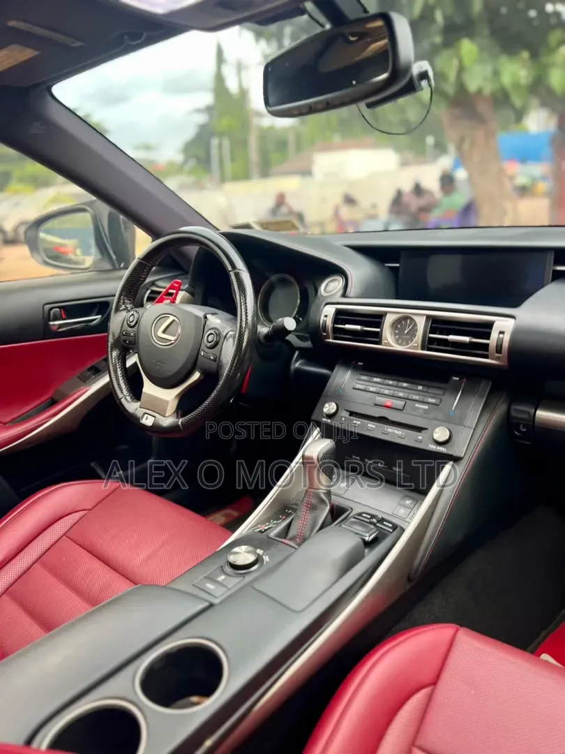 Lexus IS 2017 White