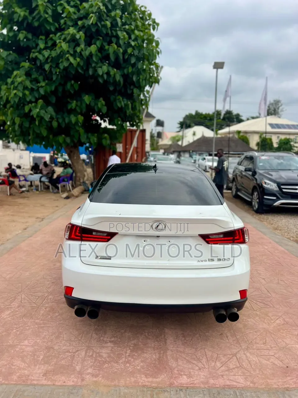 Lexus IS 2017 White