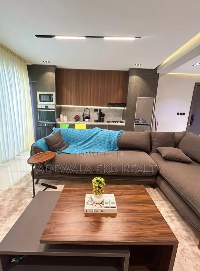 Cozy 2-Bedroom Shortlet Lekki, Ikate – PS5, Snooker, Pool Gym