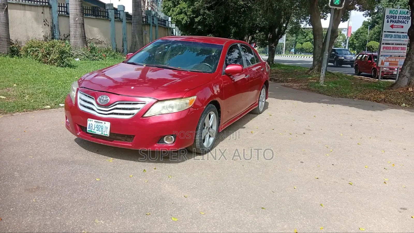 Toyota Camry 2010 Red