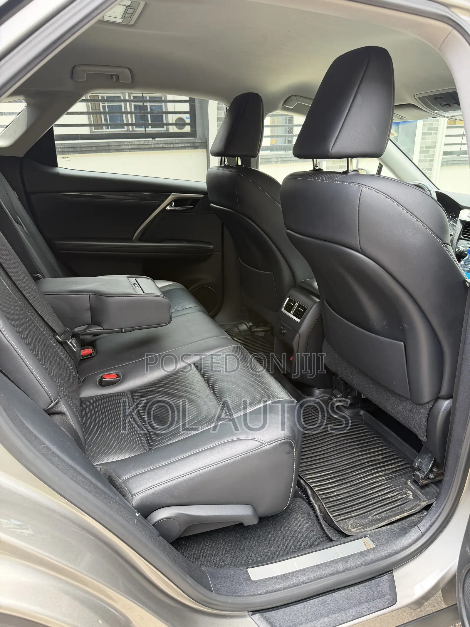 Lexus RX 350 FWD 2017 Silver