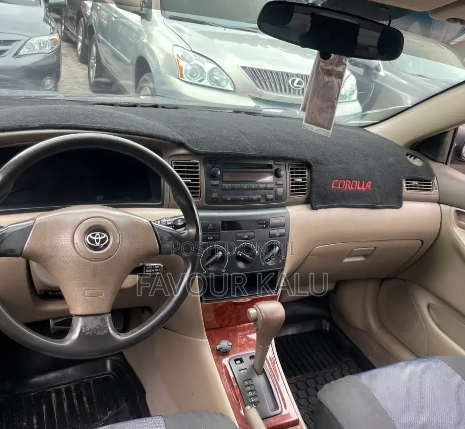 Toyota Corolla 2005 Red