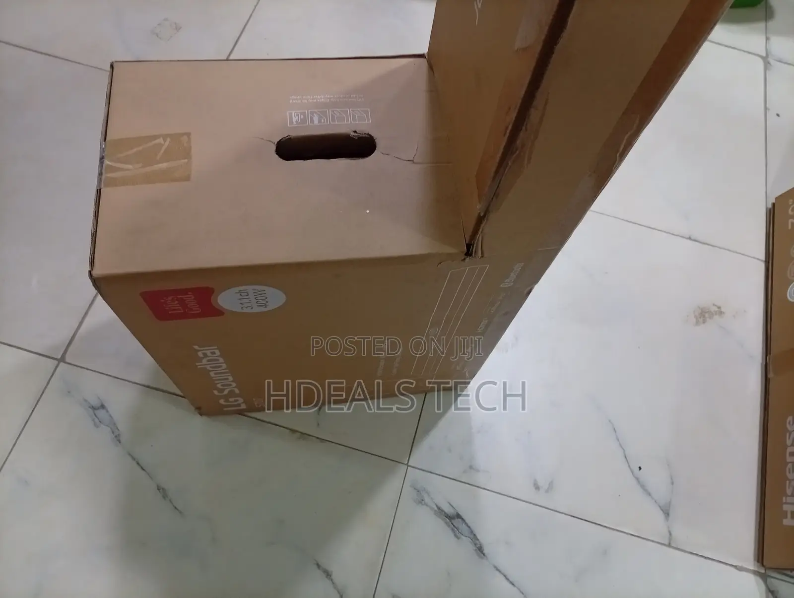 LG Audio 400W Soundbar With Bluetooth Remote
