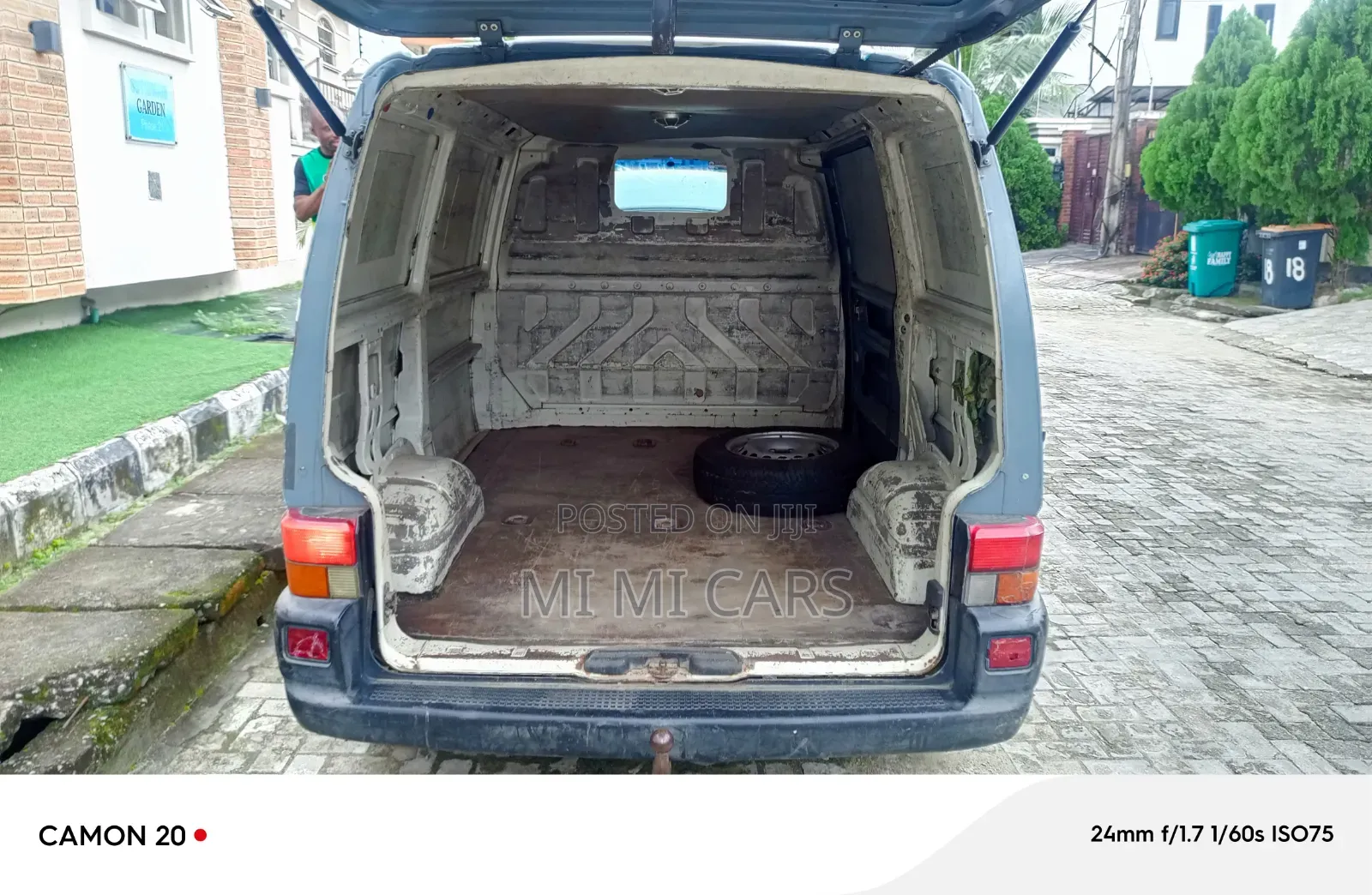 Volkswagen Crafter 2009 Blue