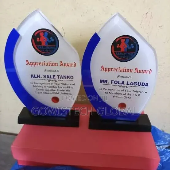Acrylic Award Plaques in Nigeria