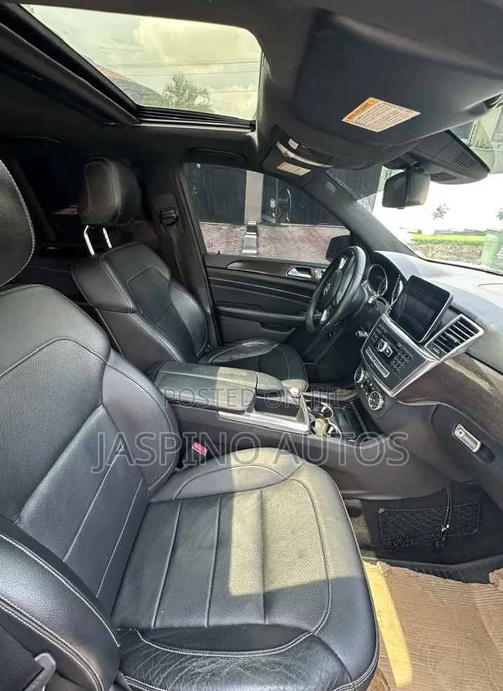 Mercedes-Benz M Class 2015 Black