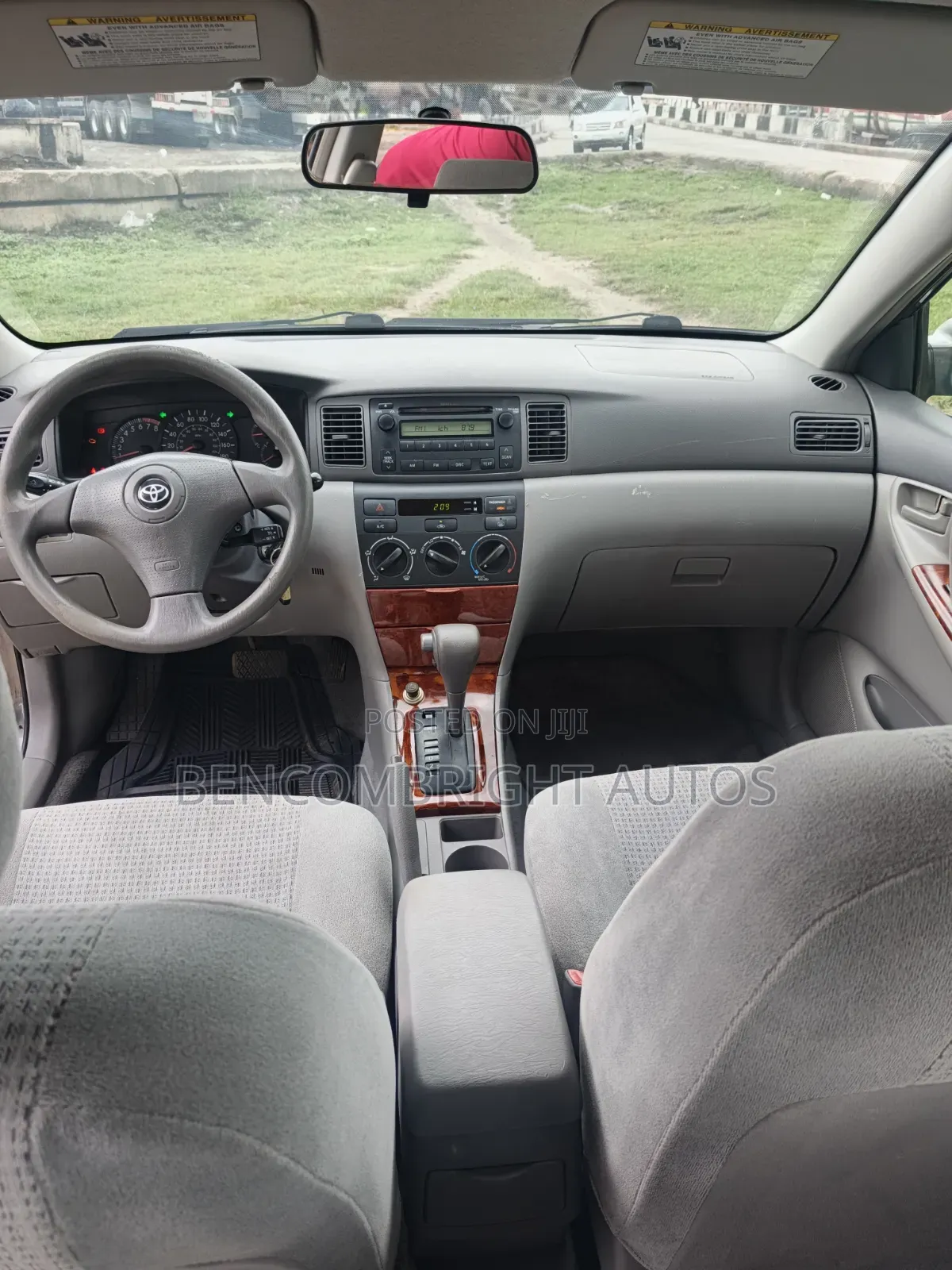 Toyota Corolla 2005 Gray
