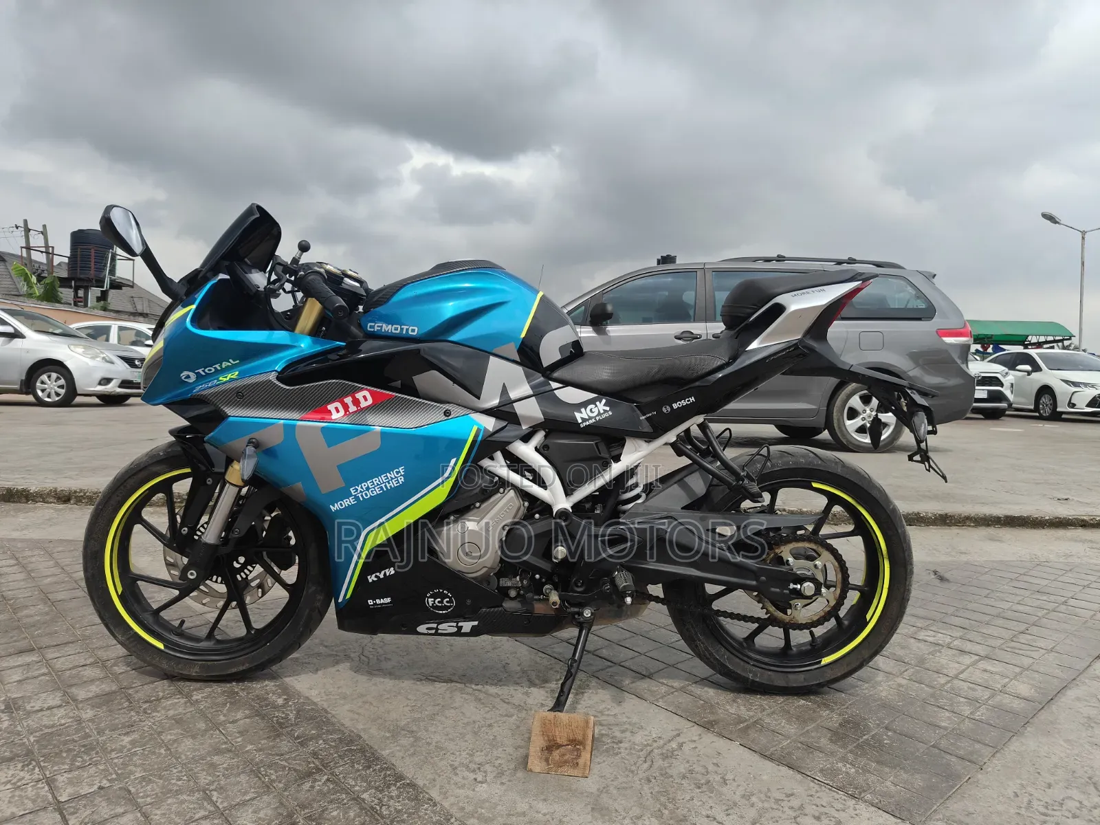CFMoto 250SR 2021 Black