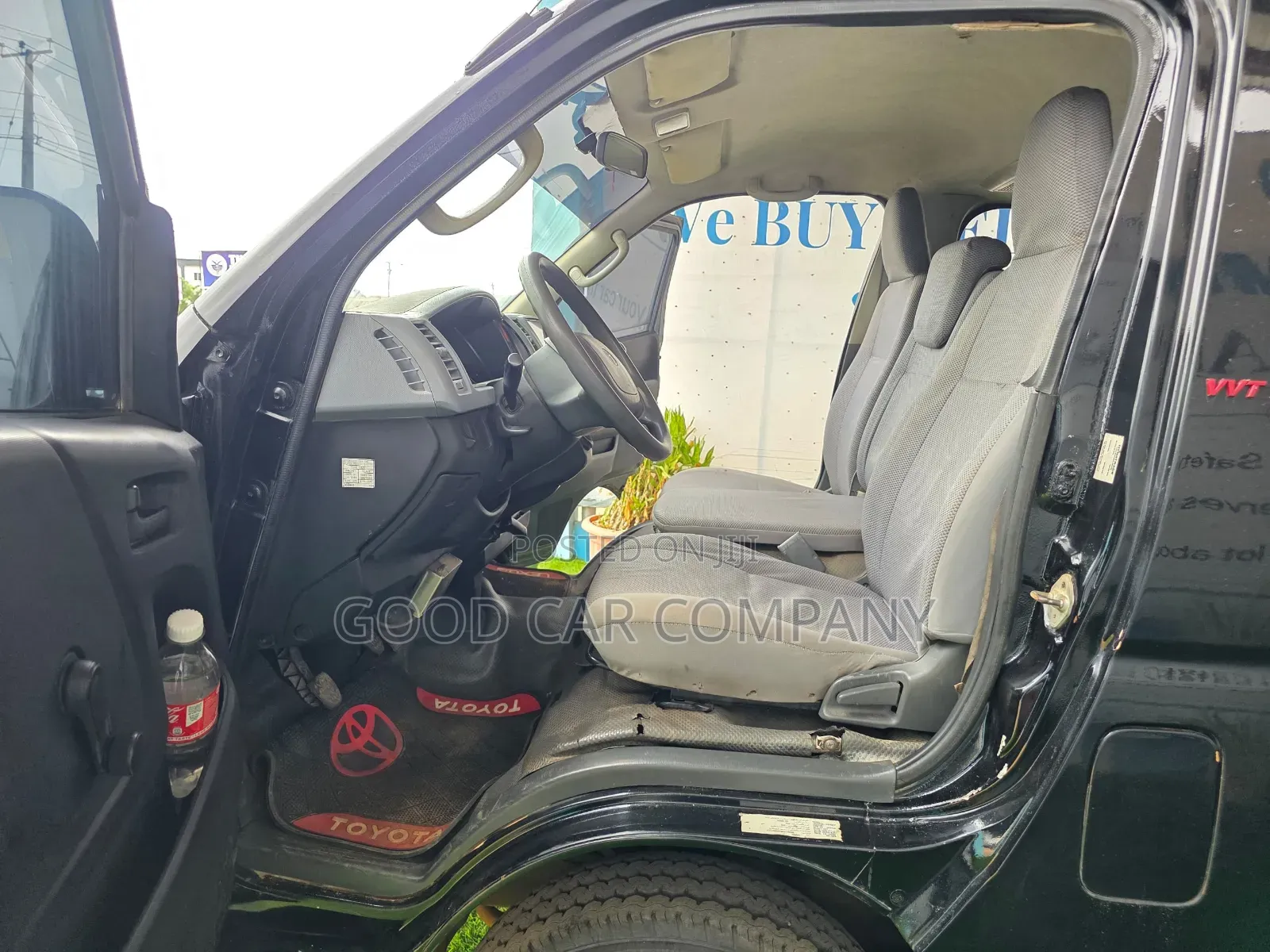 Toyota HiAce 2008 Black
