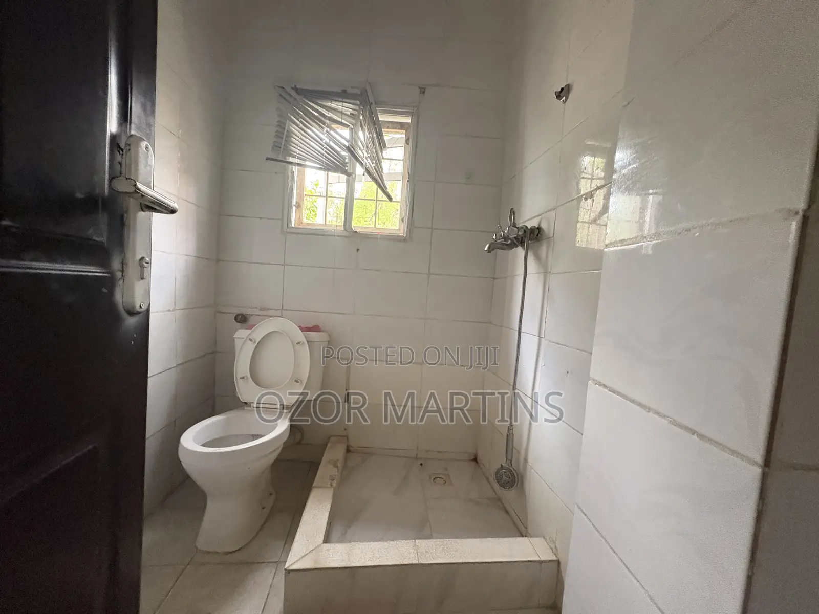 2bdrm Block of Flats in Wuse 2 for rent