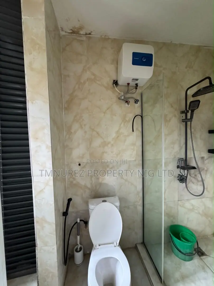 Furnished 1bdrm Apartment in Lekki Phase 1 for rent